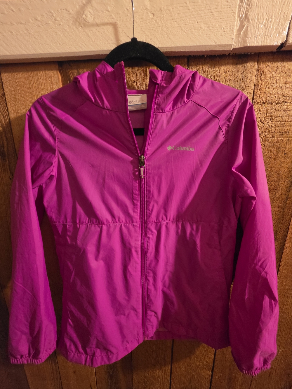 NWOT Columbia Kids' Girls L (14/16) Bright Plum Hooded Rain Jacket